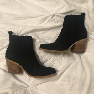 short cowgirl boots forever 21